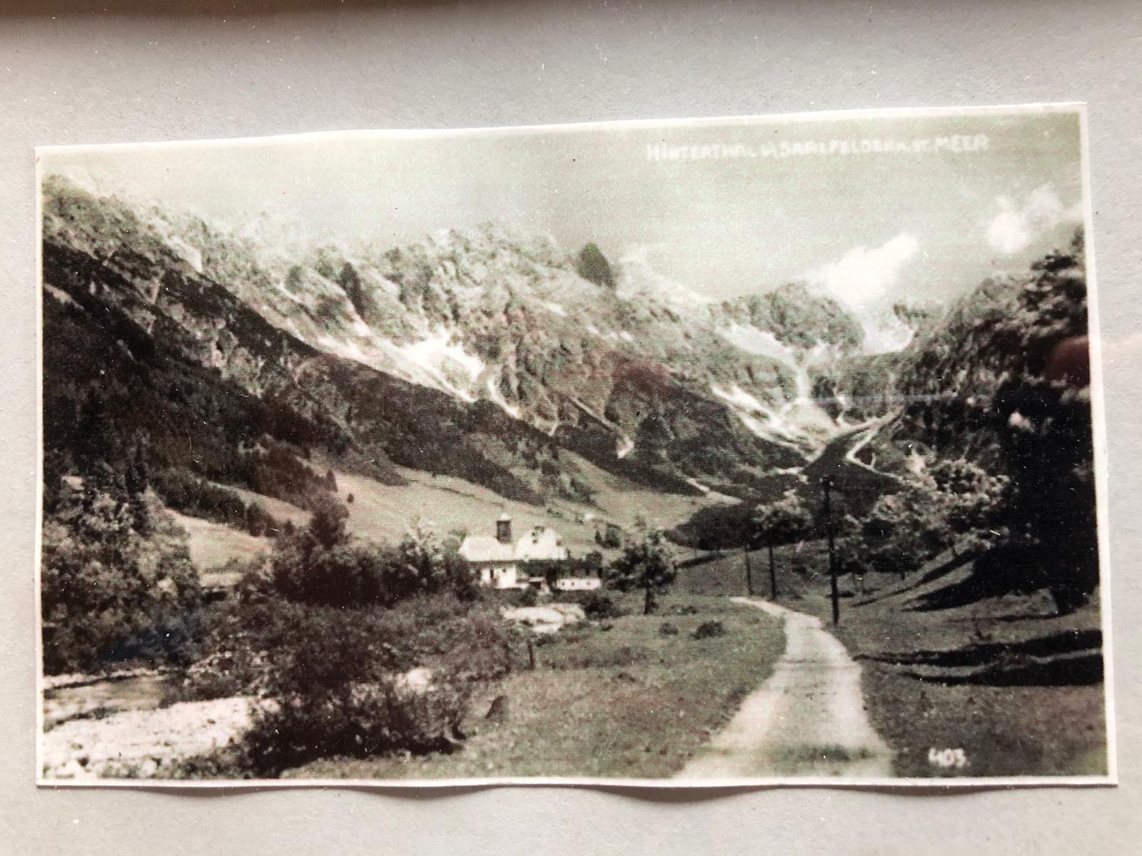 Vom alten Hinter-Urslau zum Ferienort – Historische Ortsansicht, alte Kirche oder historisches Dorfmotiv
