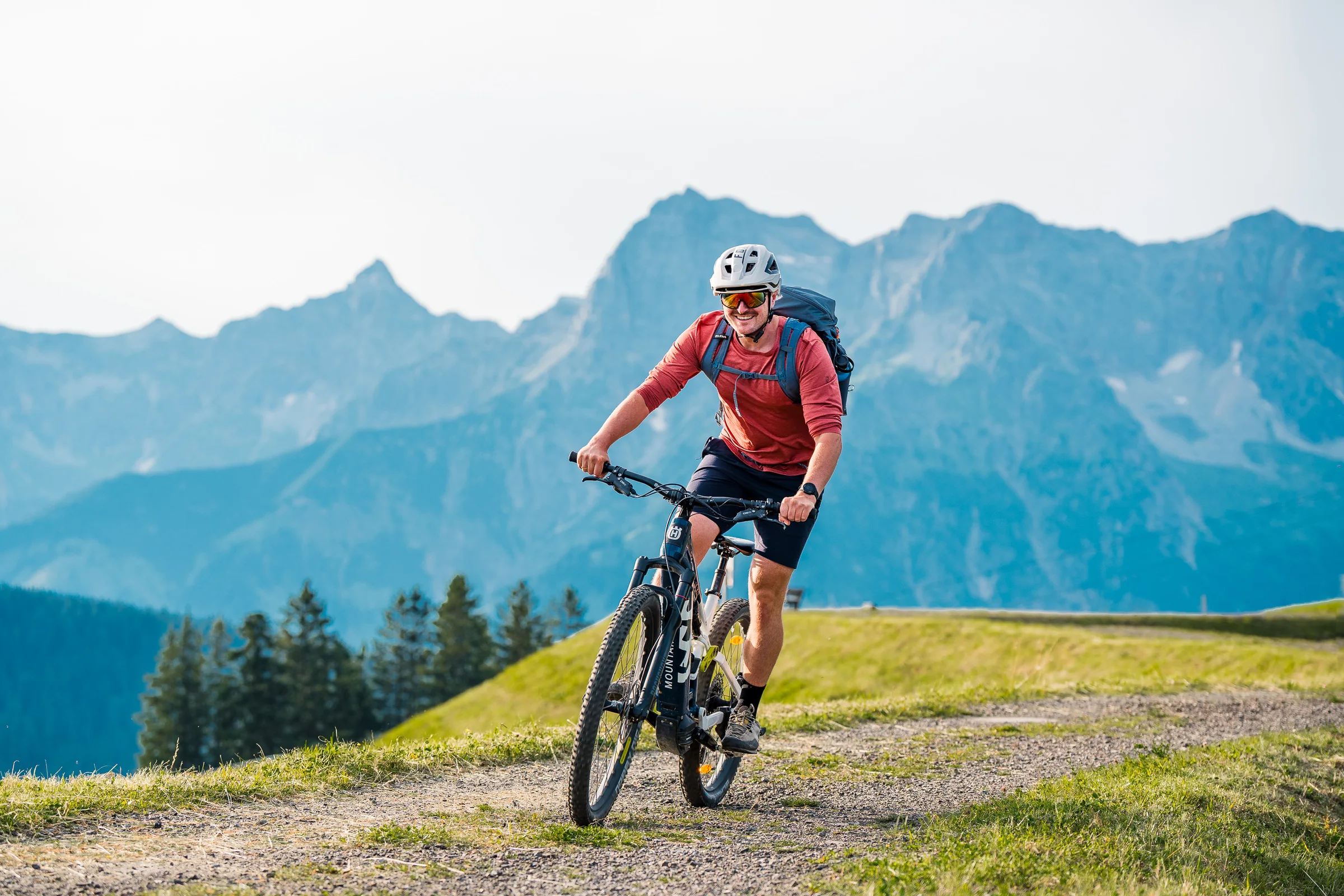 Biken am Hochkönig – Mountainbike oder E-Bike in der Berglandschaft